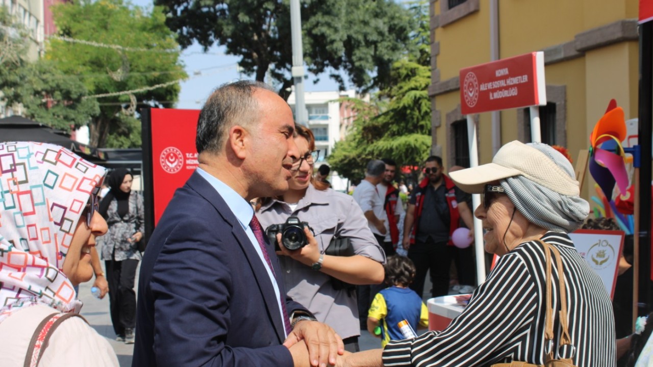 Konya’da sosyal hizmetler meydana taşındı