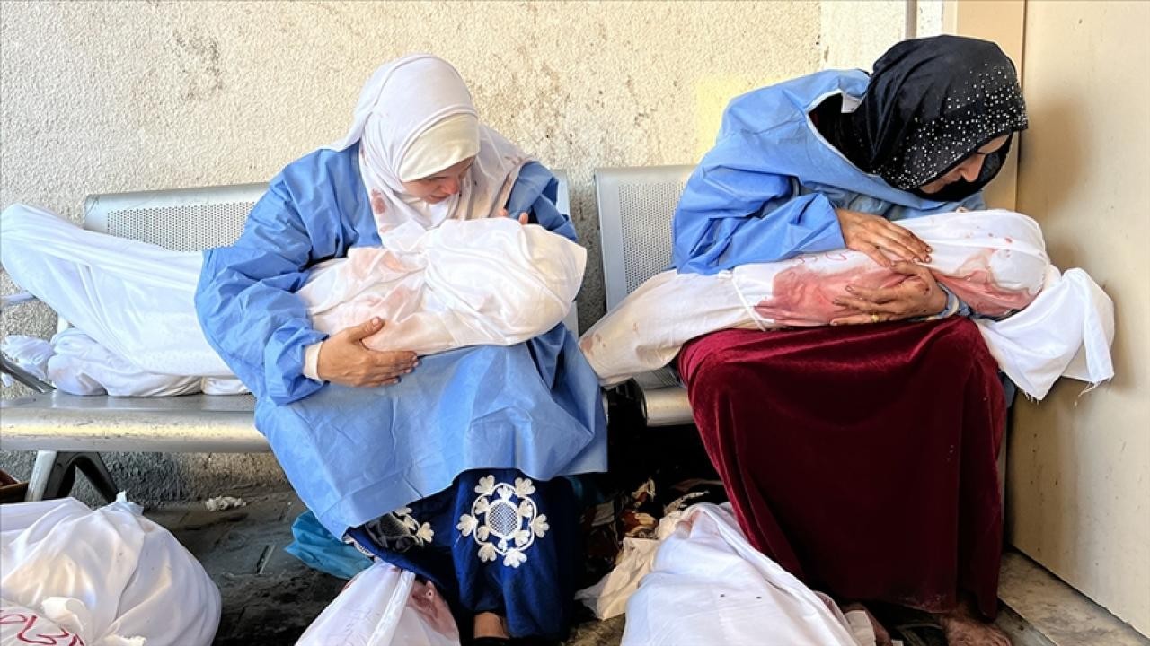 Soykırımcı İsrail'in Gazze'deki saldırıları 300 günde en az 300 çocuğun hayatını aldı