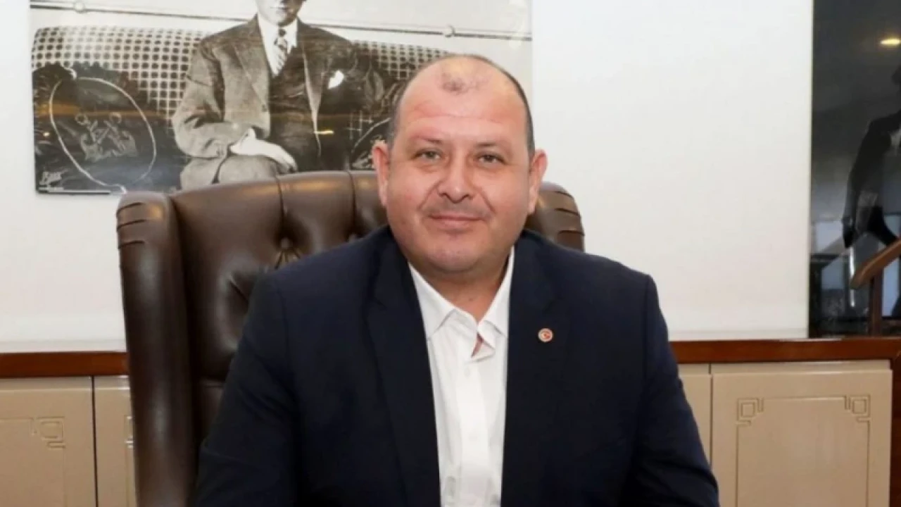 Menderes Belediye Başkanı İlkay Çiçek tutuklandı