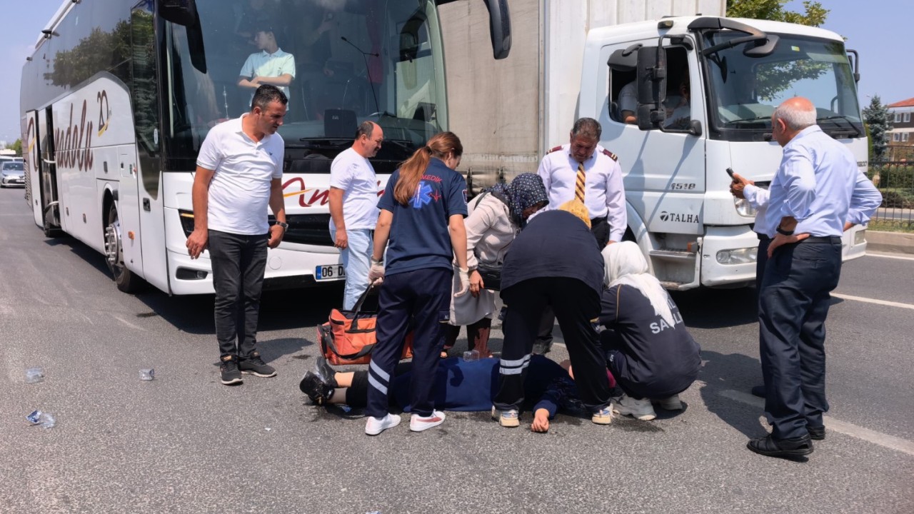 Yolcu otobüsünün çarptığı kadın ağır yaralandı