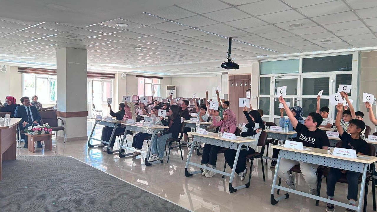 Bozkır’da Yaz Kur’an Kursları öğrencileri bilgi yarışmasında yarıştı